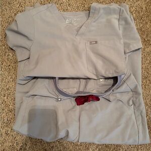 Figs Soft Gray V-Neck Scrub Top and pants set